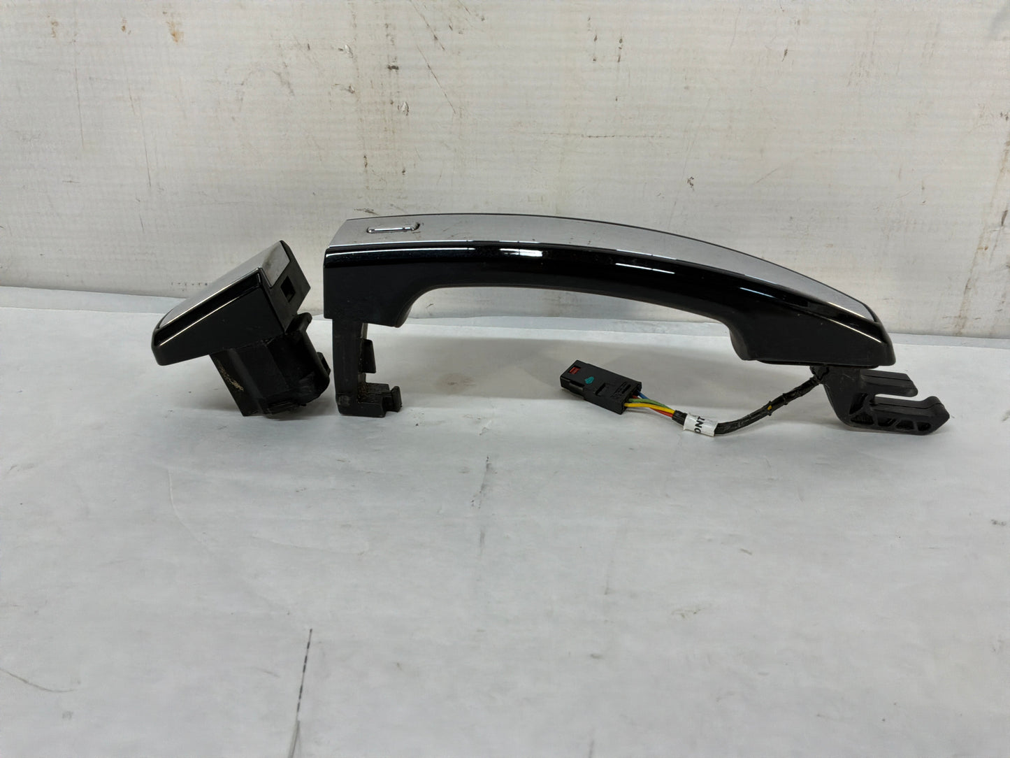 2017 Chevy SS Sedan RH Passenger Rear Exterior Door Handle OEM