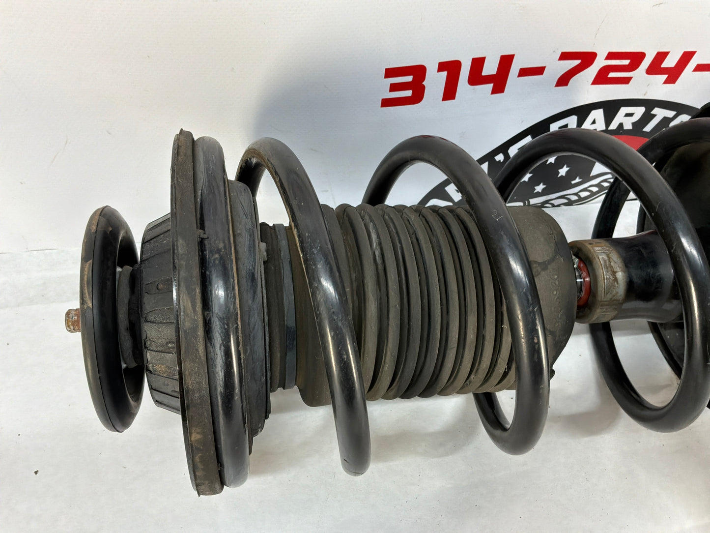 2005 Pontiac GTO LH Driver Front Strut Assembly OEM
