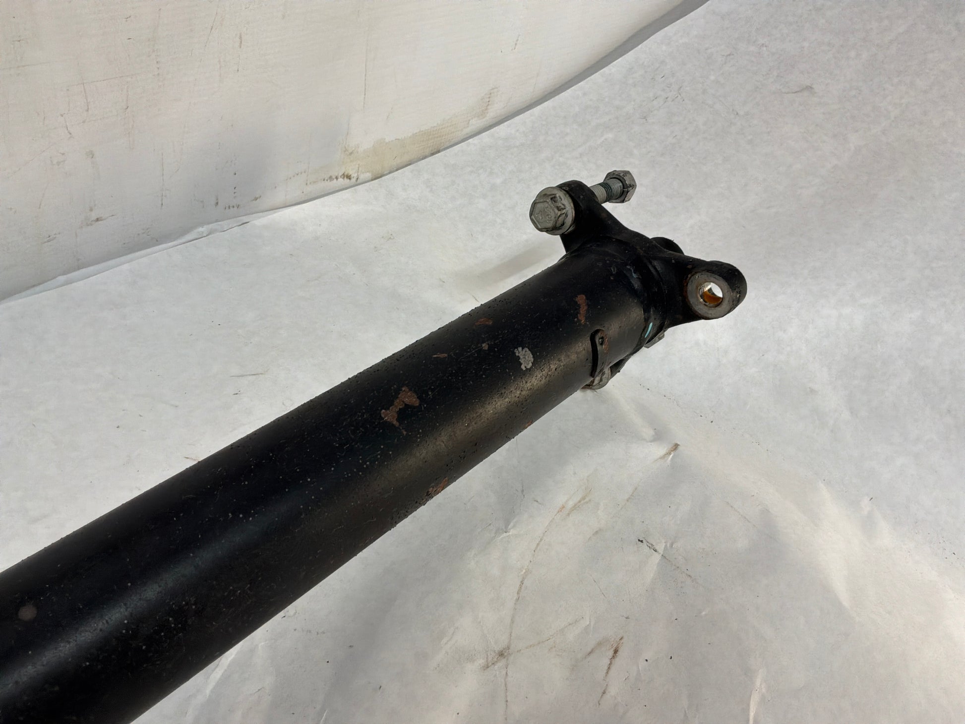 2013 Chevy Caprice PPV Drive Shaft Driveshaft Driveline Propeller Shaft OEM - Day's Parts Yard