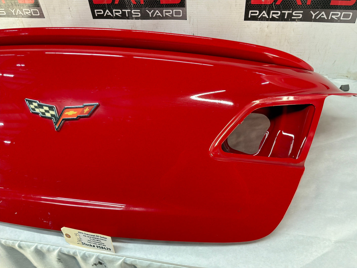 Trunk lid - Day's Parts Yard