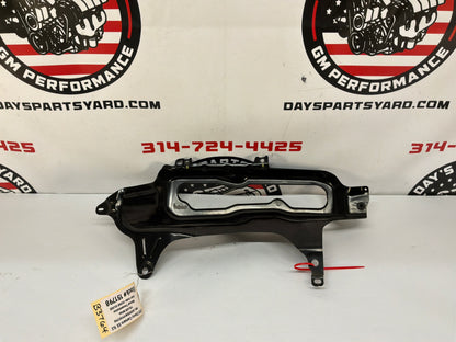 2015 Chevy Camaro SS 1LE RH Passenger Taillight Tail Light Mounting Bracket Frame Brace OEM