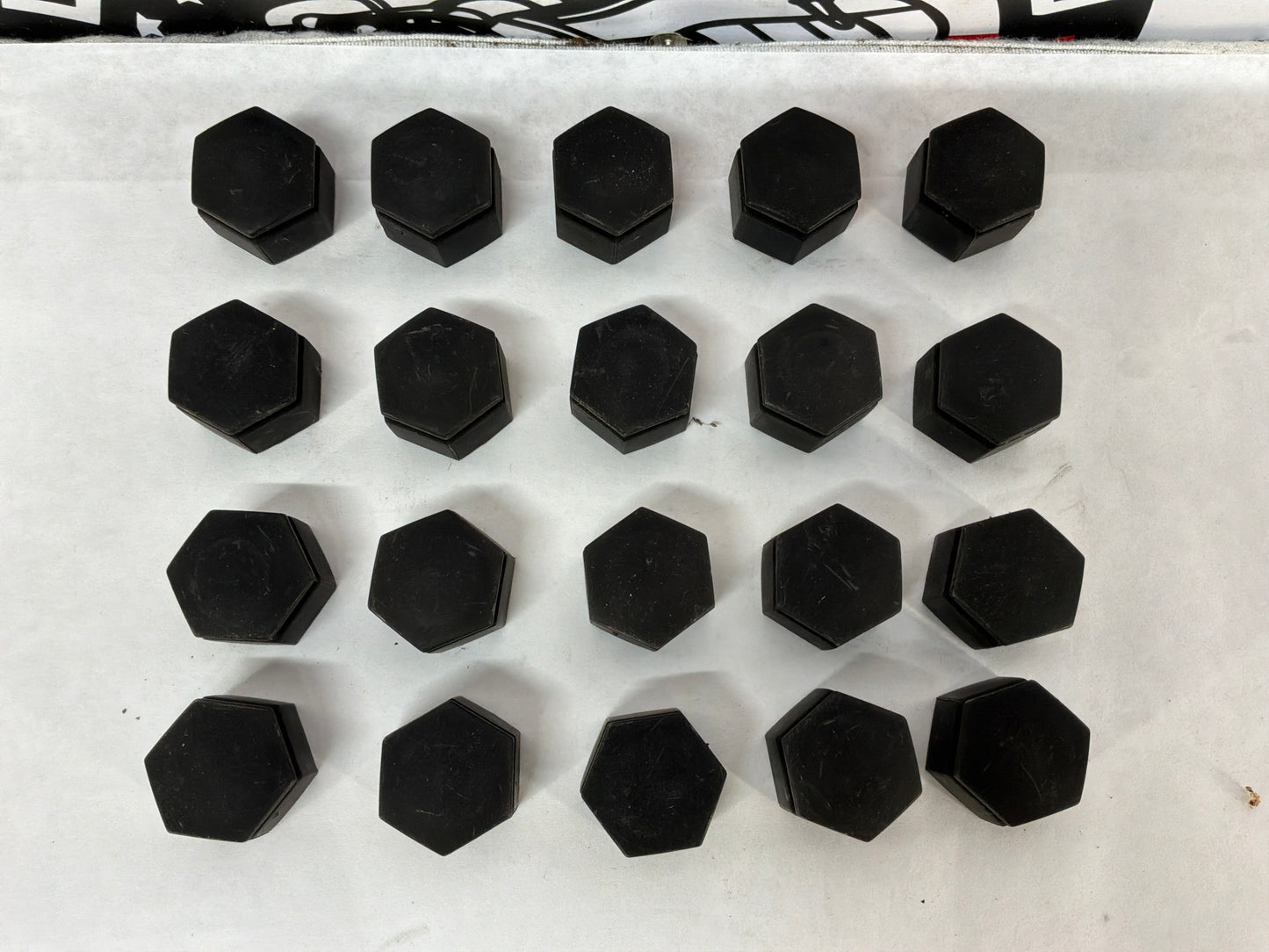2008 Pontiac G8 Base Lug Nut Covers Set OEM