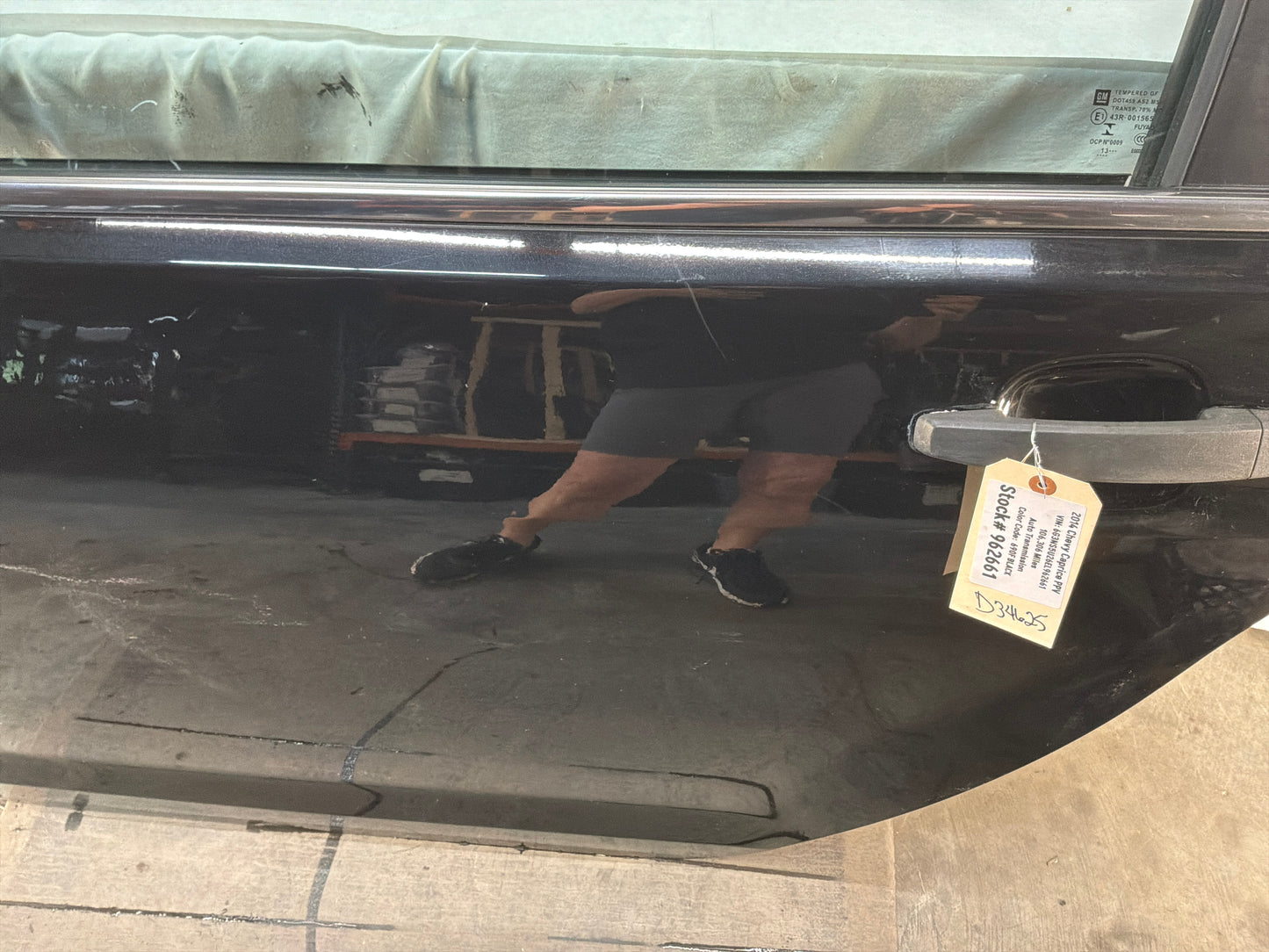 Lh rear door - Day's Parts Yard