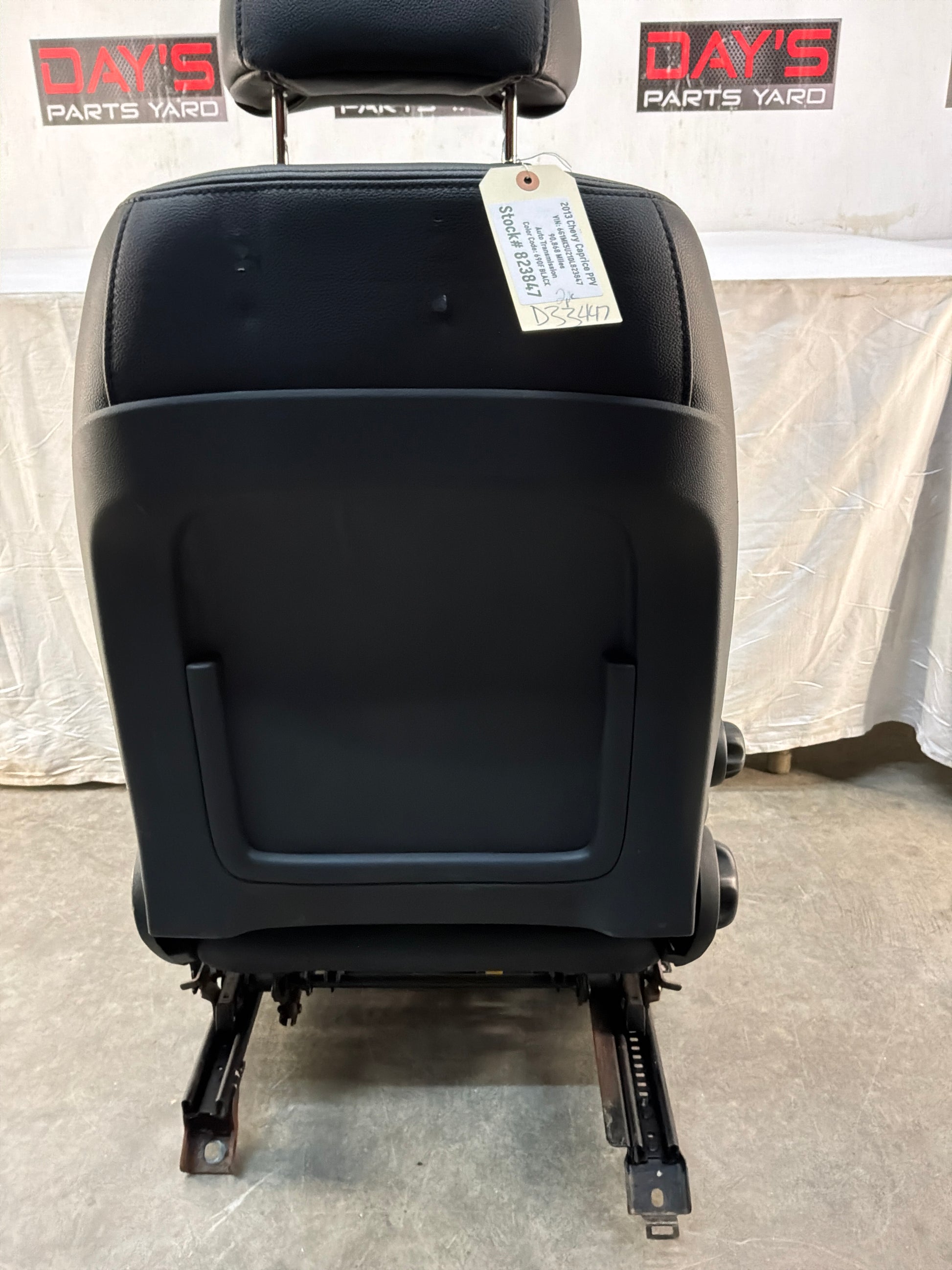 Front Seats - Day's Parts Yard