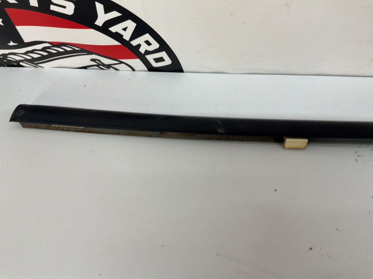 2006 Pontiac GTO LH Driver Door Window Belt Molding Weather Strip Trim OEM