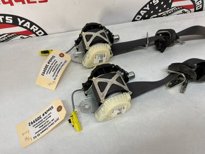 2015 Chevy Camaro SS 1LE RH & LH Front Seat Belts Seatbelts Retractors OEM