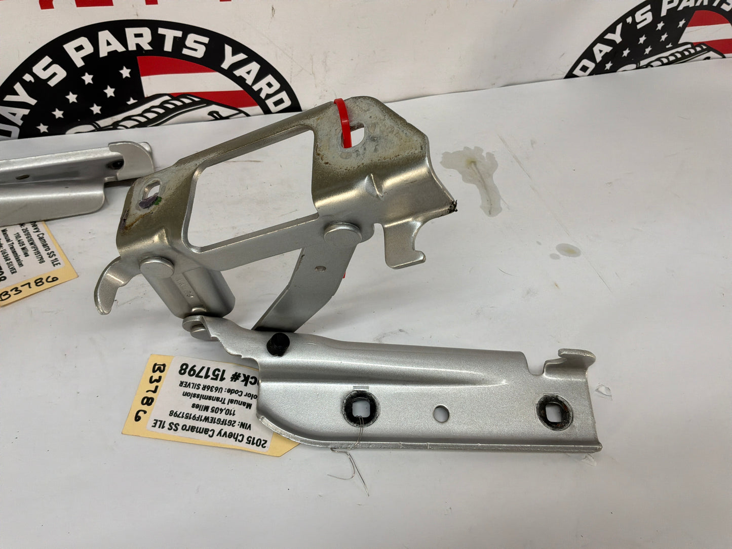 2015 Chevy Camaro SS 1LE RH & LH Hood Hinges OEM