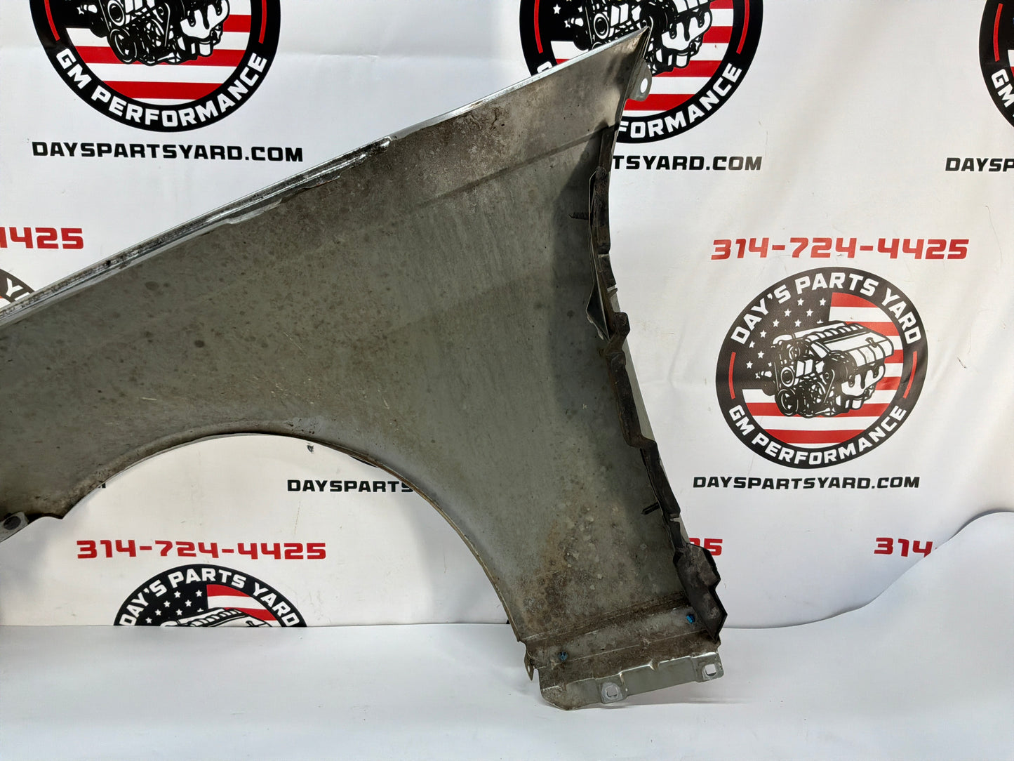 2006 Cadillac CTS-V RH Passenger Front Fender OEM