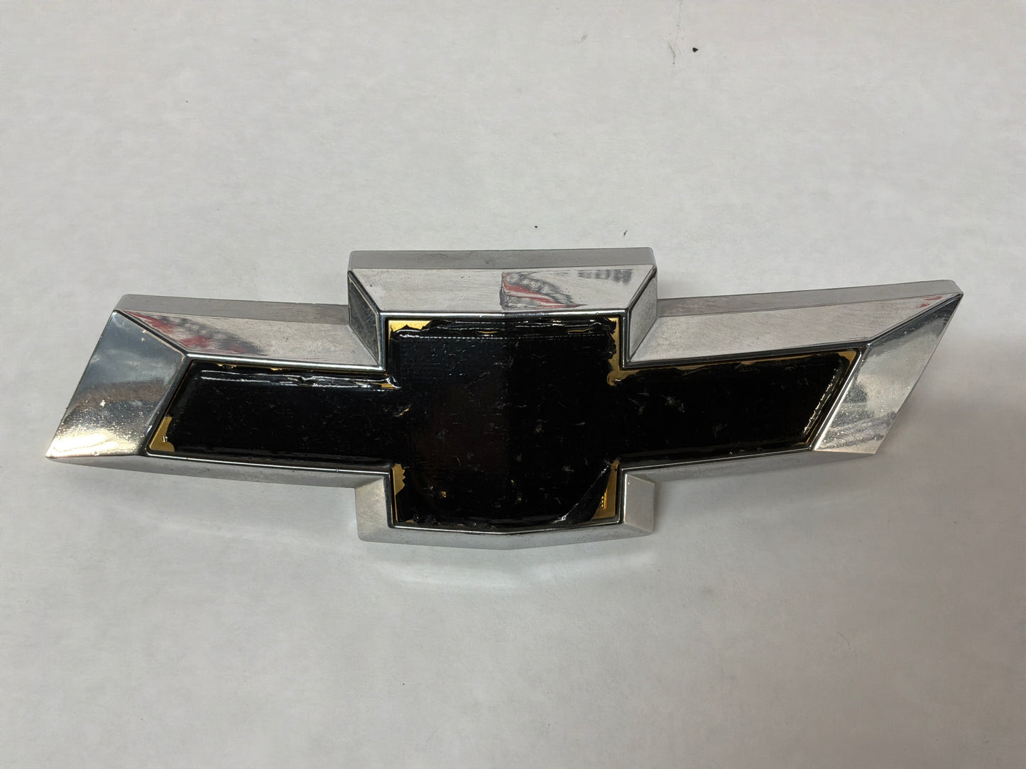 2017 Chevy SS Sedan Rear Trunk Deck Lid Bowtie Emblem Badge Logo OEM