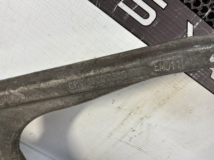 Rh rear upper control arm - Day's Parts Yard