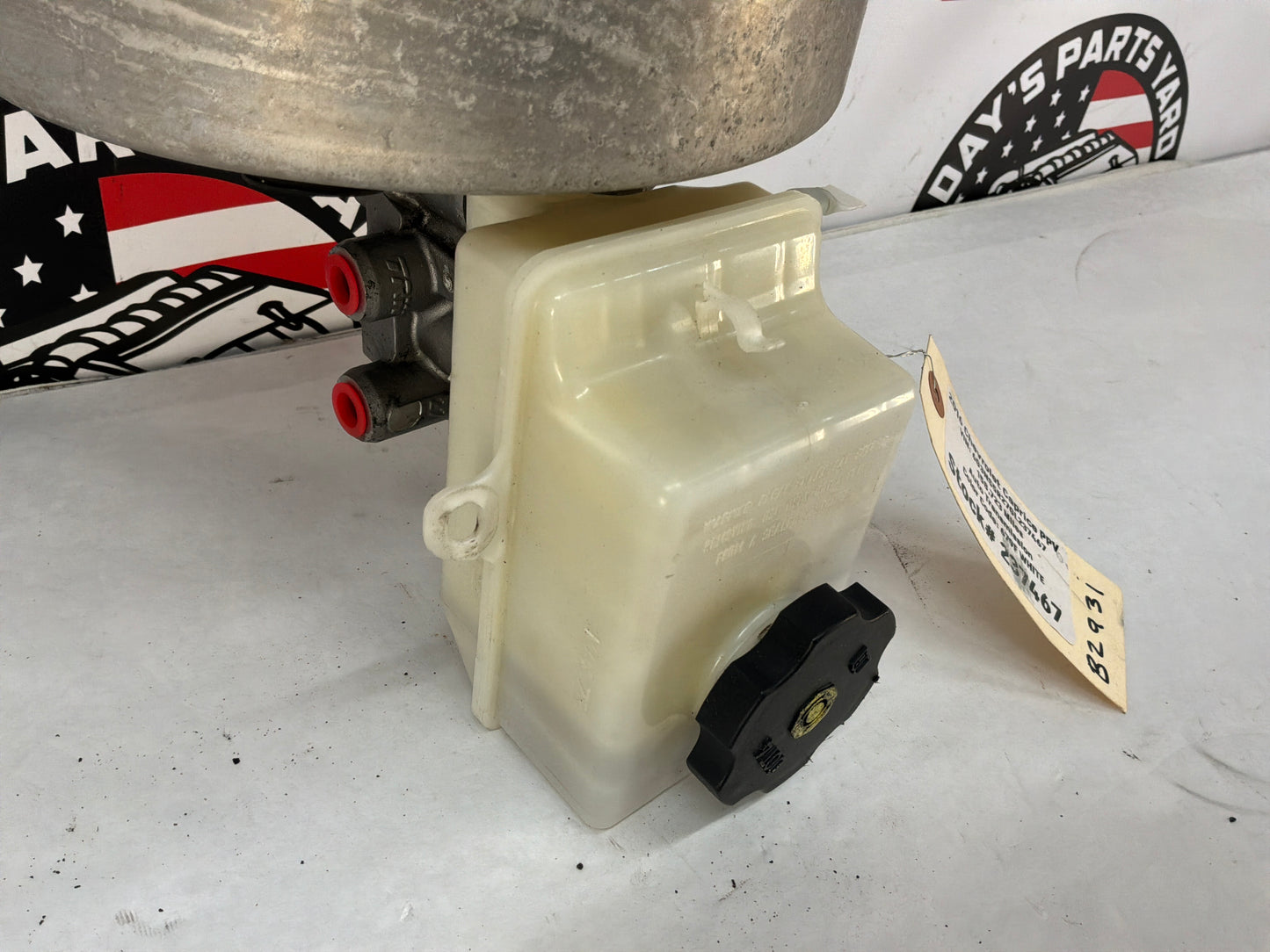 2016 Chevy Caprice PPV Brake Booster Master Cylinder Reservoir Assembly OEM