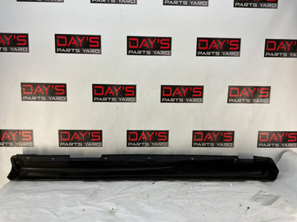 Rh rocker panel - Day's Parts Yard