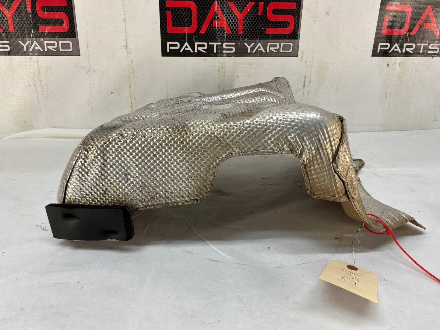 2015 Chevy SS Sedan RH Passenger Exhaust Muffler Heat Shield OEM