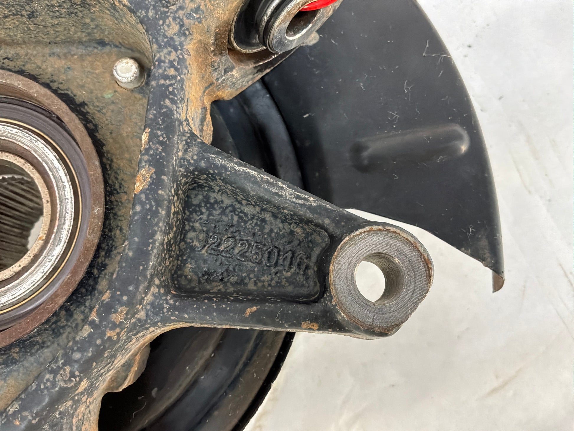 2017 Chevy Caprice PPV RH Passenger Rear Suspension Spindle Hub Knuckle Wheel Bearing OEM - Day's Parts Yard