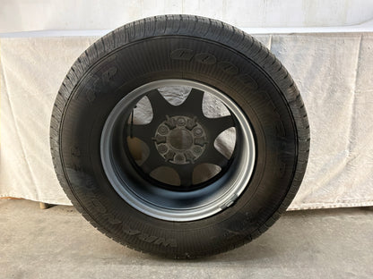 2012 Chevy Avalanche Goodyear Spare Tire 265/70R17