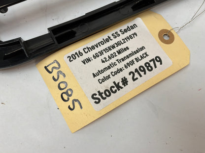 2016 Chevy SS Sedan Over Head Console Dome Light Frame Bracket Bezel OEM