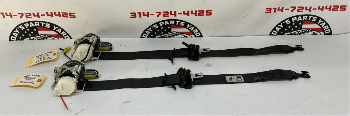 2016 Chevy SS Sedan RH & LH Front Seat Belt Retractors OEM