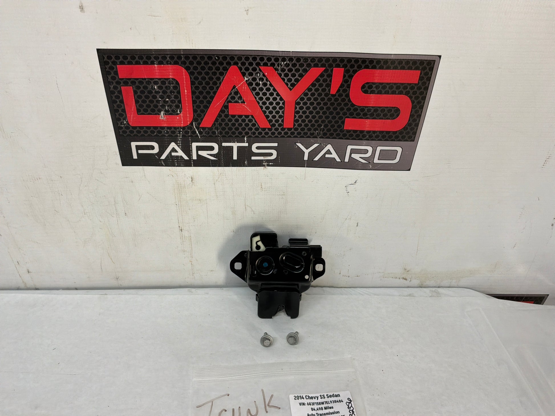 Trunk - Day's Parts Yard