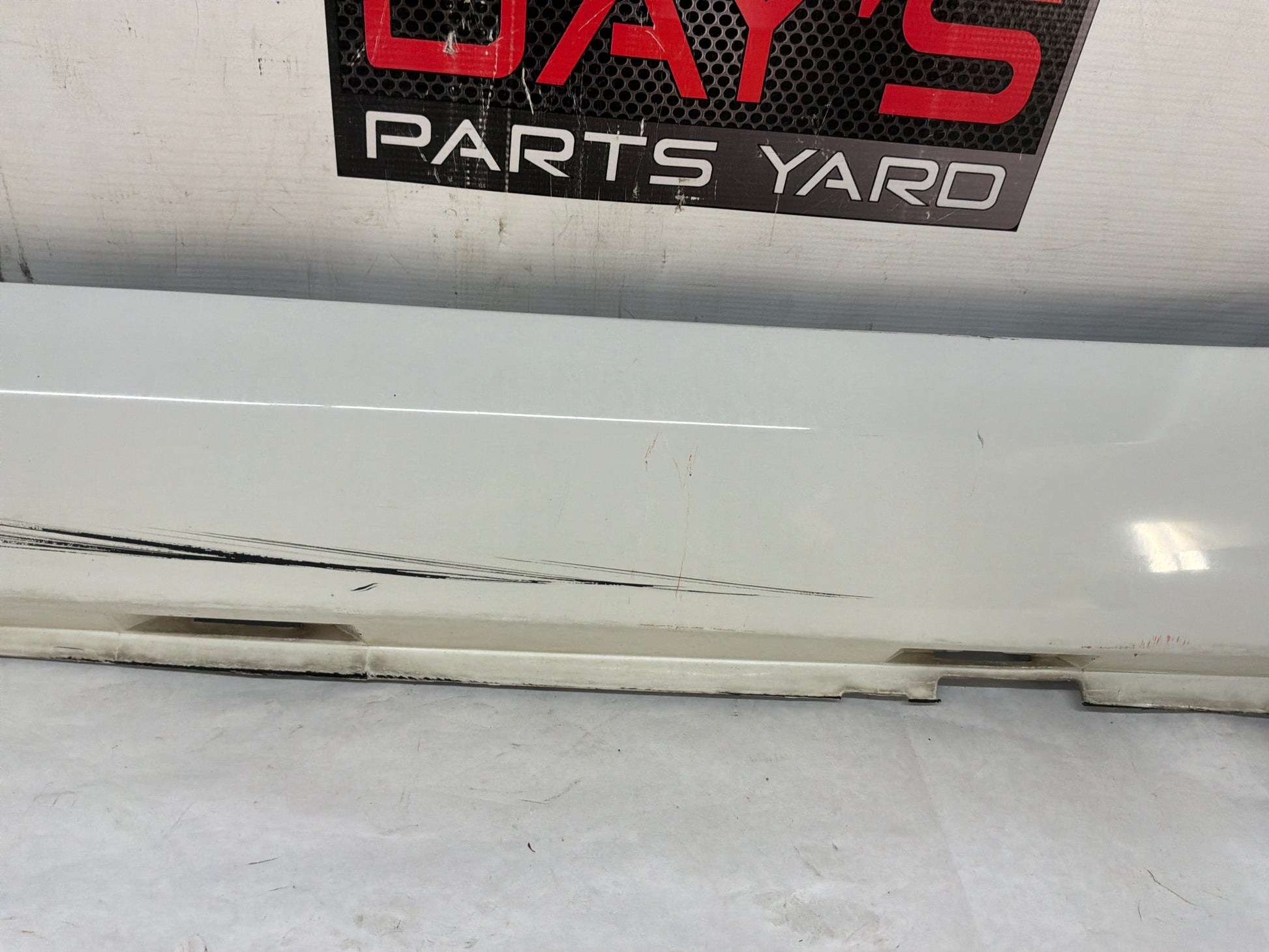 Lh rocker - Day's Parts Yard