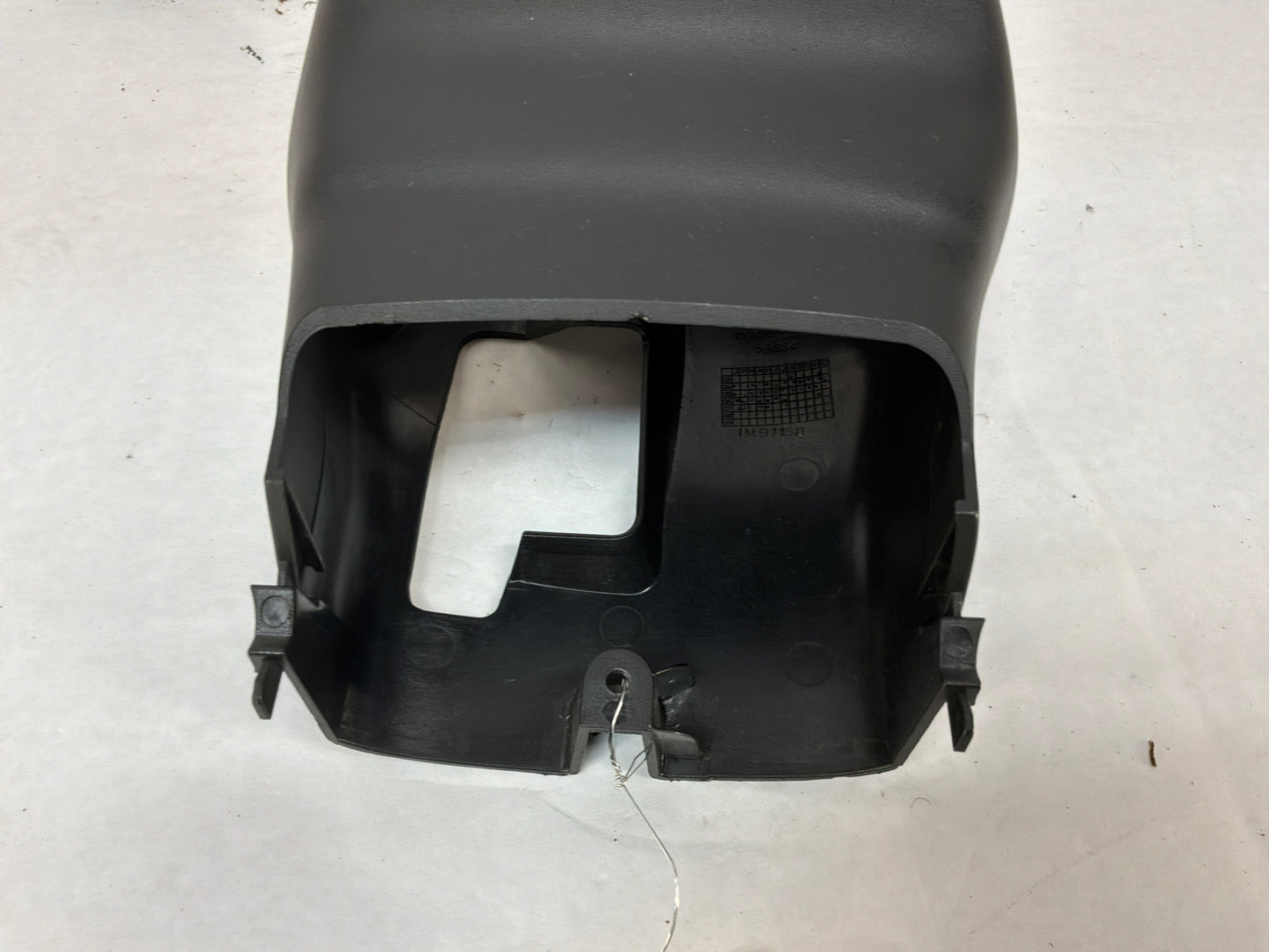 2005 Pontiac GTO Complete Steering Column Clam Shell Shroud Cover Molding Trim OEM