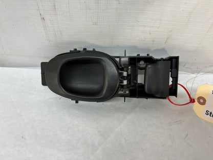 Rh door handle - Day's Parts Yard