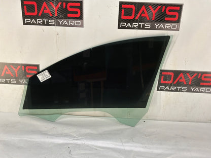 Rh door window glass - Day's Parts Yard