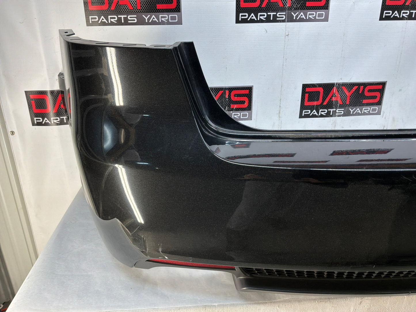 2008 Pontiac G8 GT Rear Bumper Cover w/ Valance Black OEM