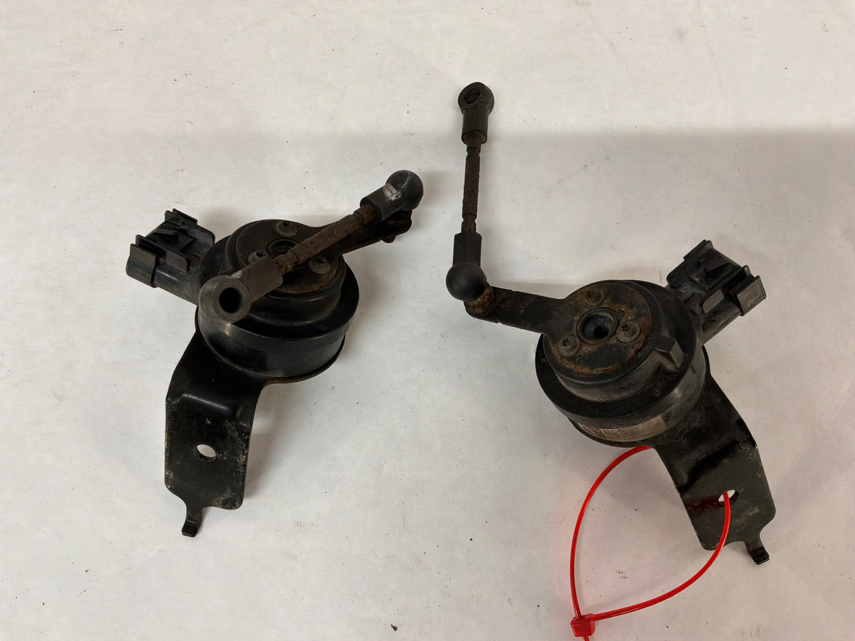 2016 Cadillac CTS-V RH & LH Front Suspension Ride Heigh Sensor OEM