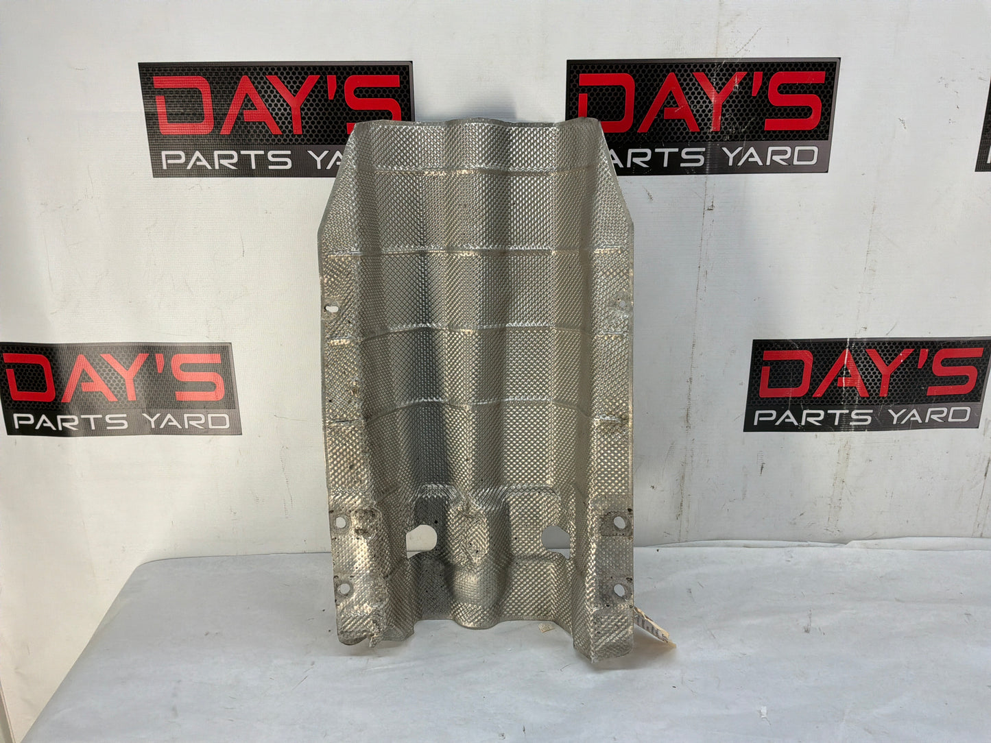 2015 Chevrolet Camaro SS 1LE Transmission Tunnel Exhaust Heat Shield OEM