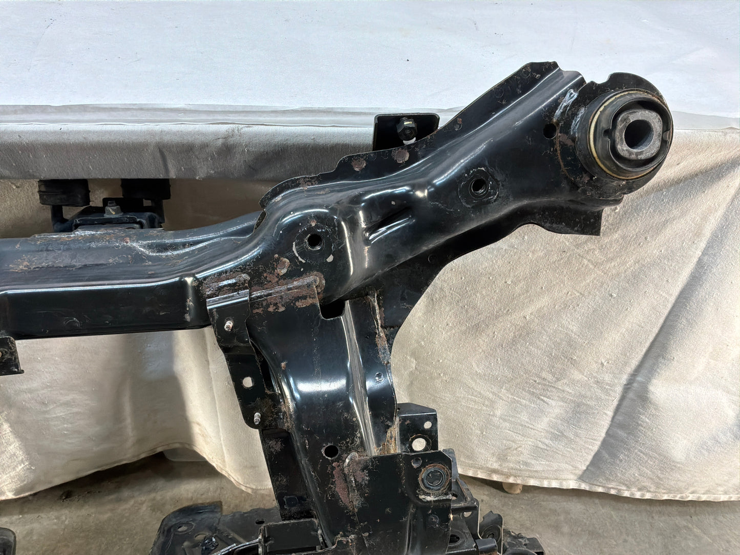 2017 Chevrolet SS Sedan Rear Suspension Differential Cradle Subframe K Member OEM