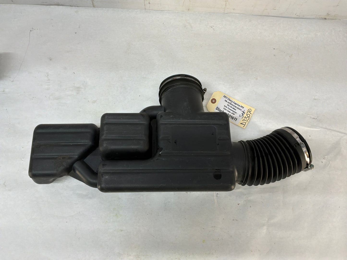 2017 Chevy Caprice PPV Factory Cold Air Intake OEM - Day's Parts Yard