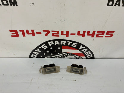 2006 Pontiac GTO License Plate Tag Lights RH & LH OEM