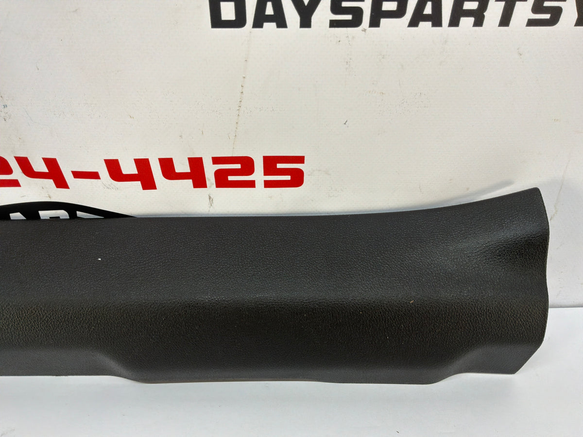 2014 Chevy SS Sedan RH Passenger Front Interior Carpet Retainer Sill Moldings Trim OEM