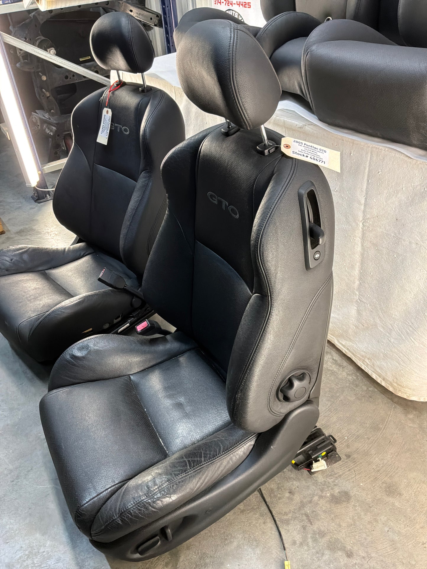 2005 Pontiac GTO Black Leather Front and Rear Seats Set OEM
