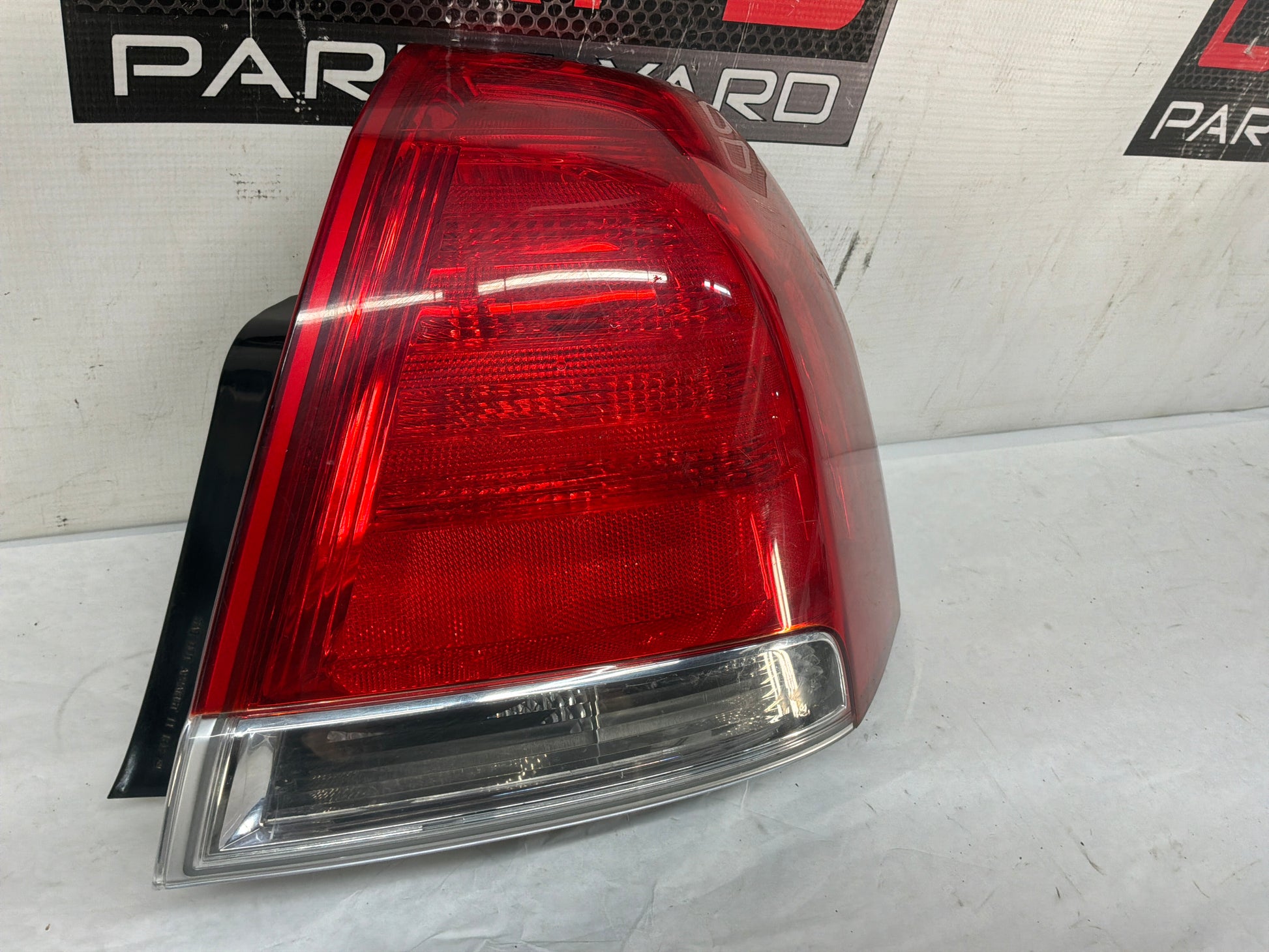 Rh taillight - Day's Parts Yard