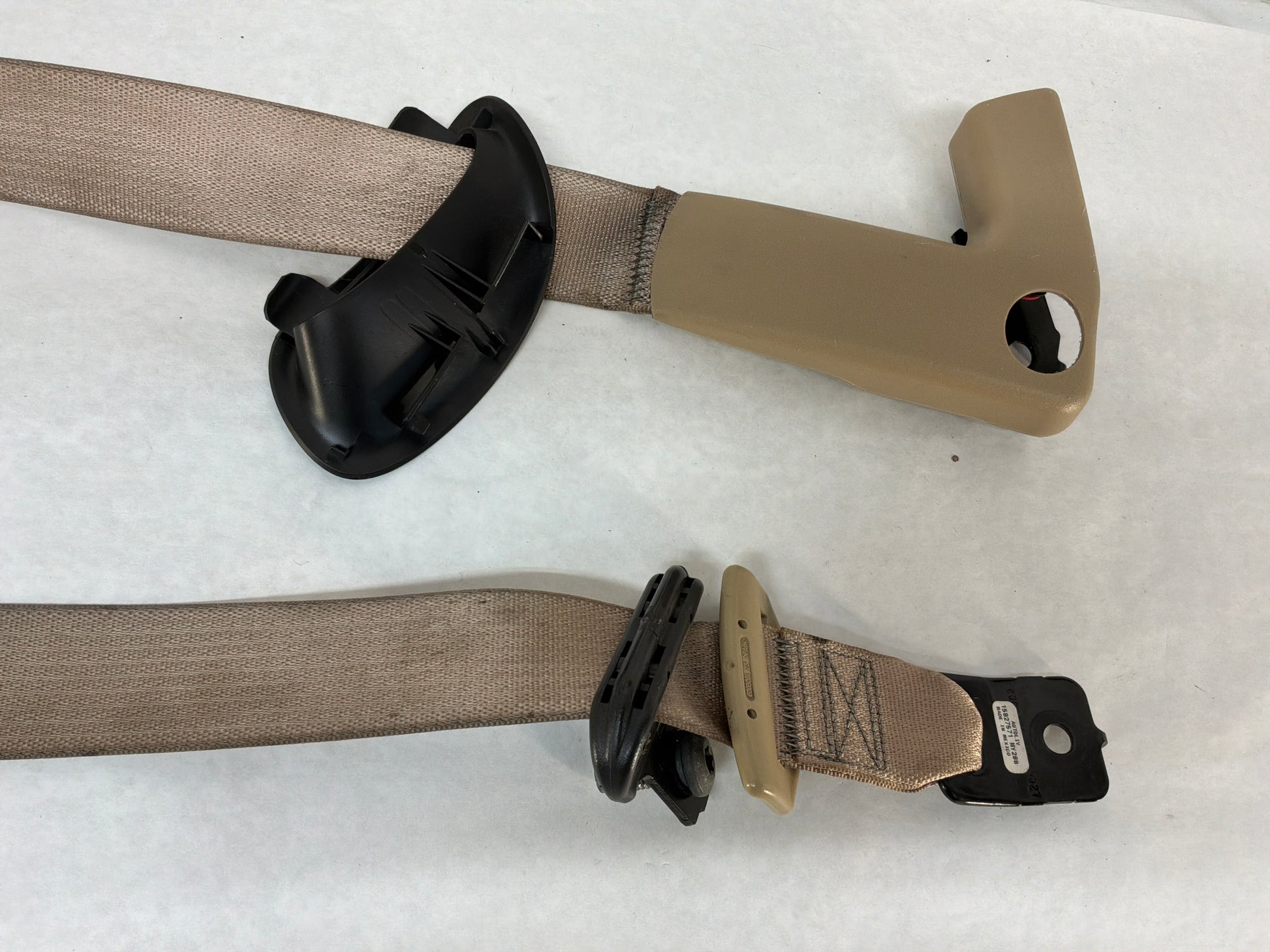 Seatbelts - Day's Parts Yard
