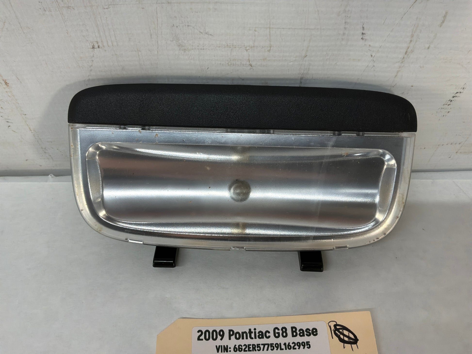 Rear overhead light - Day's Parts Yard