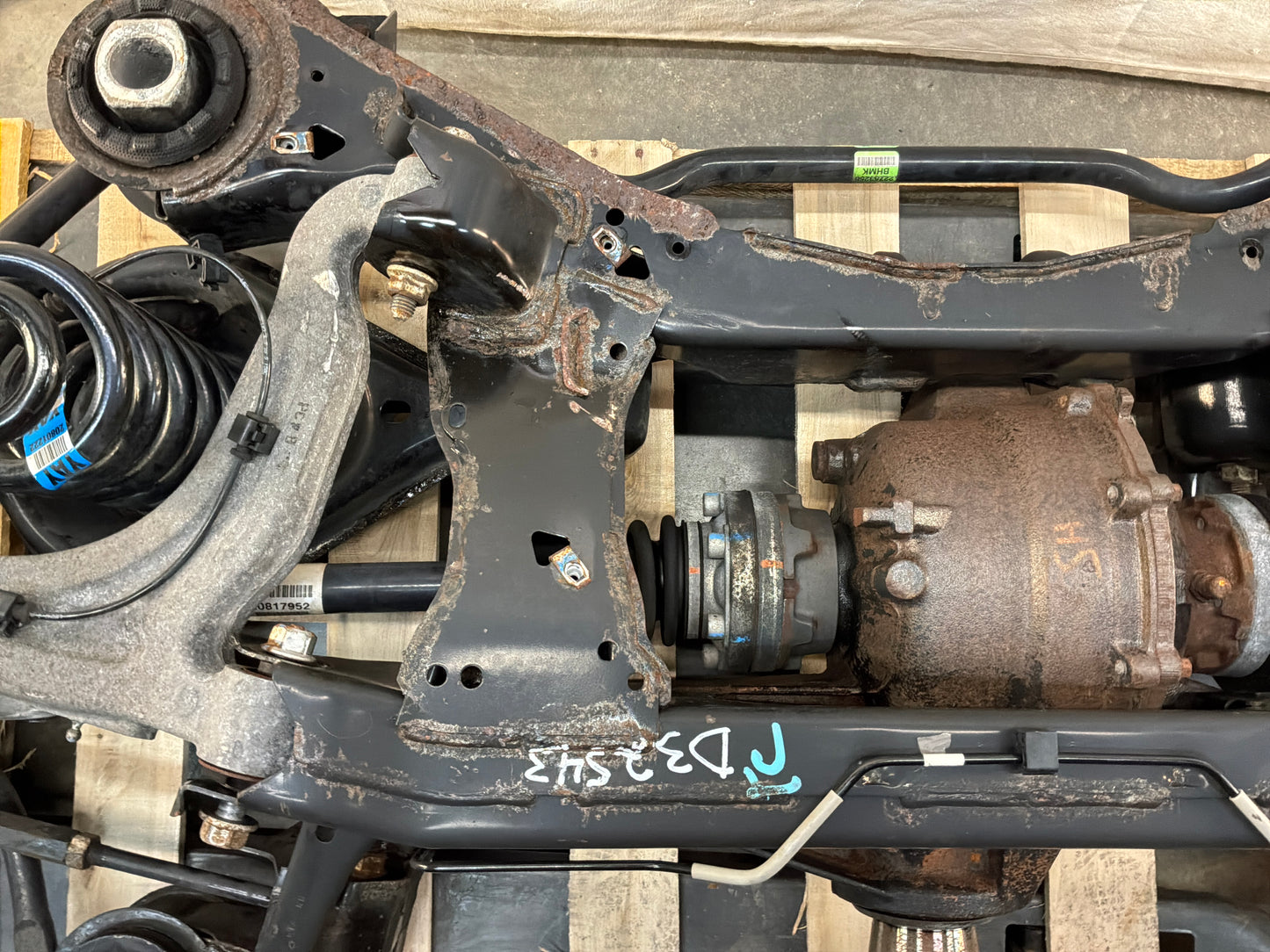 2006 Cadillac CTS-V 3.23 LSD V2 Rear End Differential Cradle Setup One Piece Driveshaft OEM