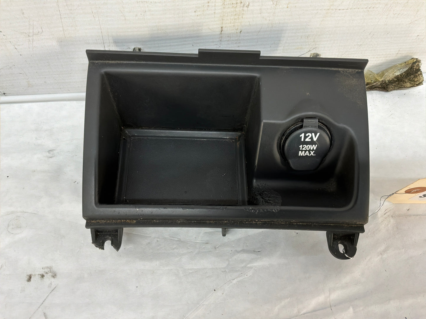 2009 Pontiac G8 GT Lower Radio Center Console Storage Cubby Compartment Assembly OEM - Day's Parts Yard