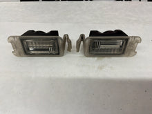 2004 Pontiac GTO License Plate Tag Light Lamp Set OEM