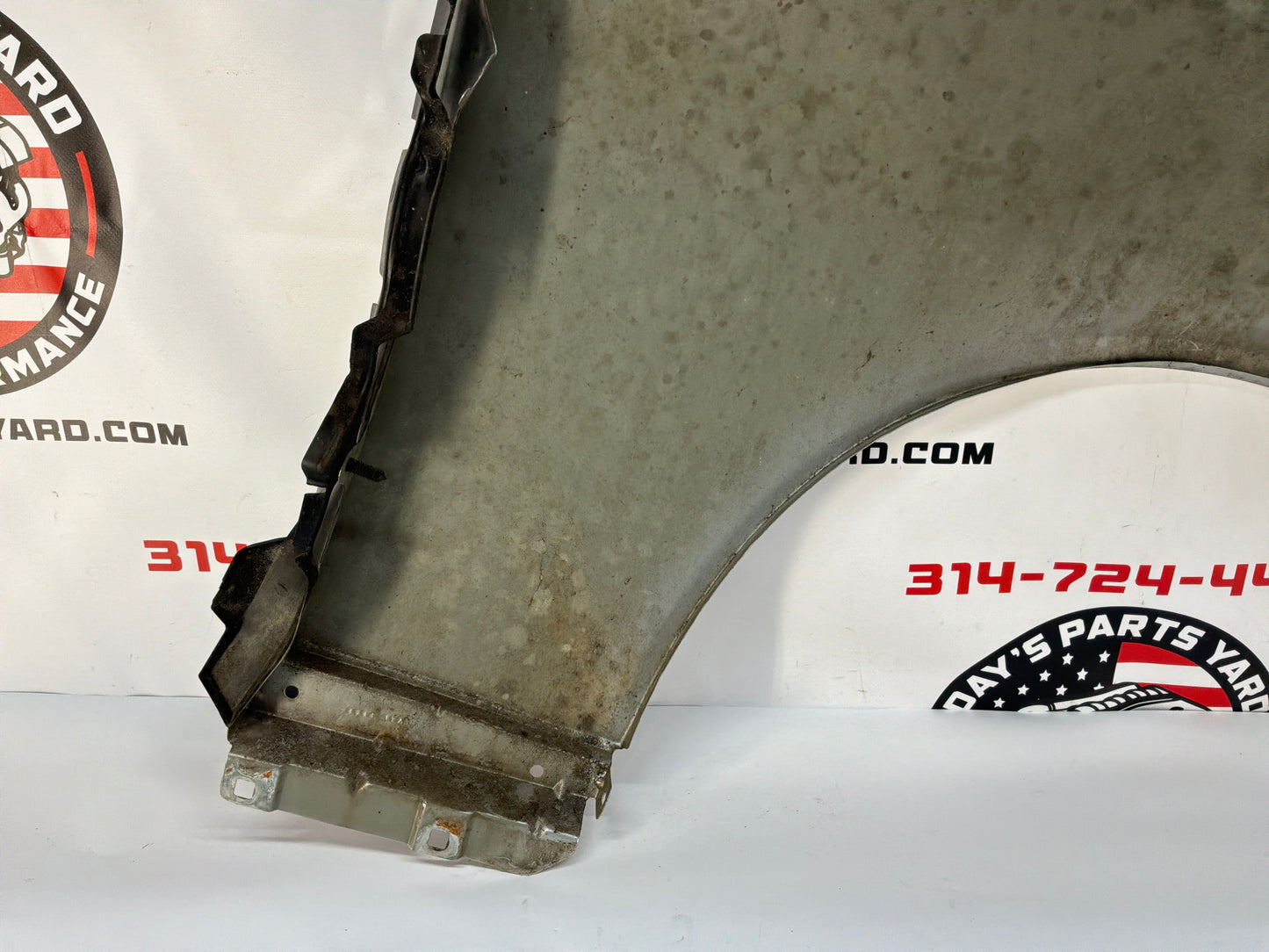 2006 Cadillac CTS-V LH Driver Front Fender OEM
