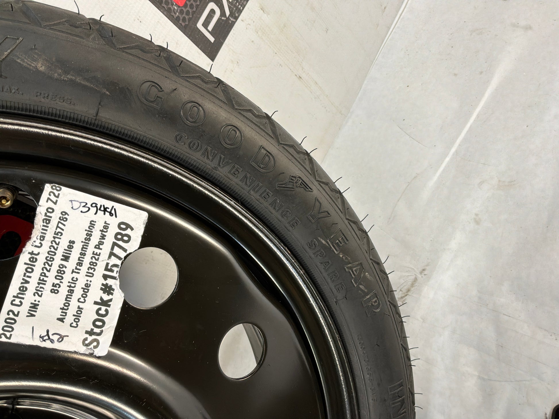Spare tire w Jack kit - Day's Parts Yard