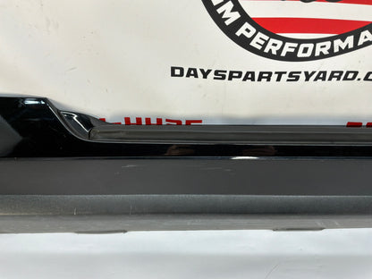 2013 Chevy Camaro ZL1 RH Passenger Rocker Molding Side Skirt Panel OEM