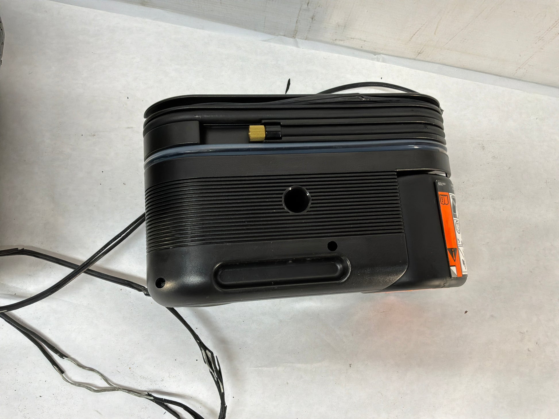 Tire inflator - Day's Parts Yard