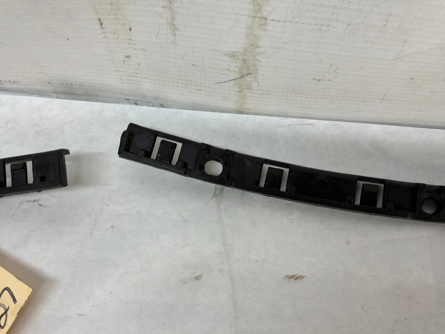 Brackets - Day's Parts Yard