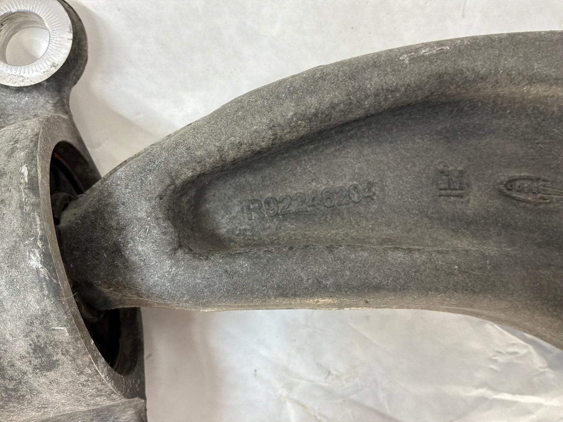 Control arm - Day's Parts Yard