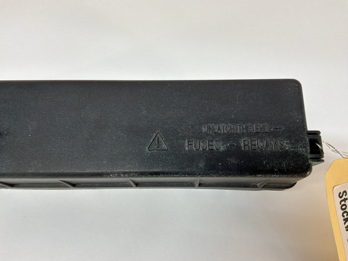 2006 Pontiac GTO Hood Fuse Box Cover OEM
