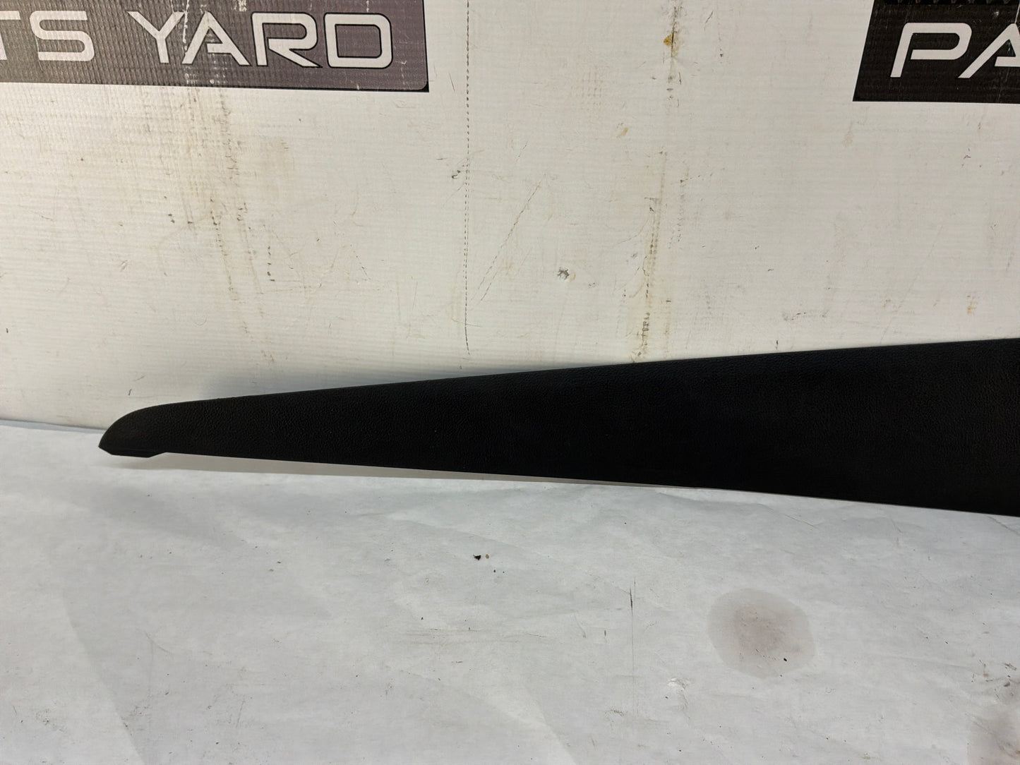 2008 Pontiac G8 GT RH Passenger Center Console Side Trim Panels OEM