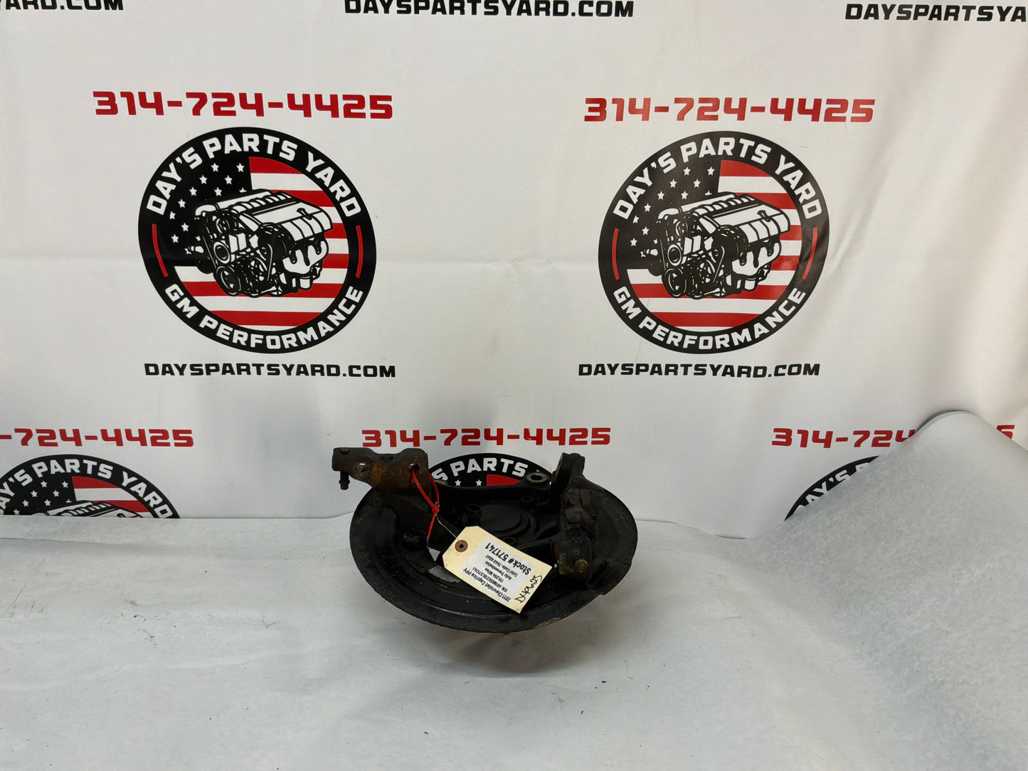 2011 Chevy Caprice PPV2013 Chevy Caprice PPV RH Passenger Front Suspension Spindle Knuckle Hub Assembly OEM