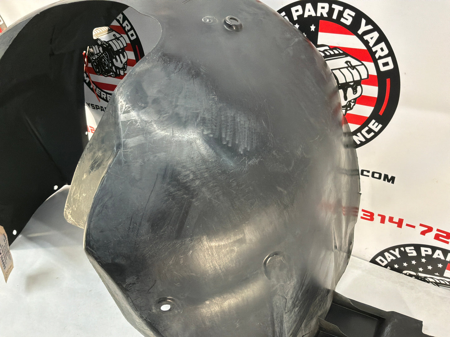 2008 Pontiac G8 Base RH Passenger Front Fender Wheel Well Liner House OEM